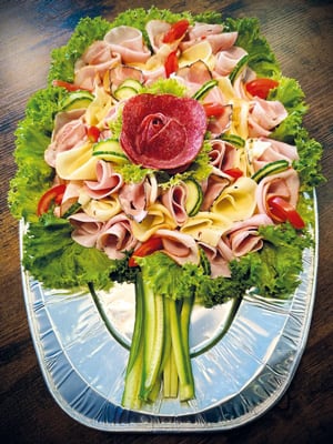 Obložená mísa kytice